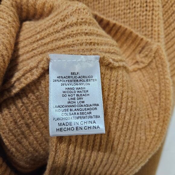 Six/Fifty Long Sleeve Fold Over Sweater Butternut Squash Size Small - Picture 4 of 6